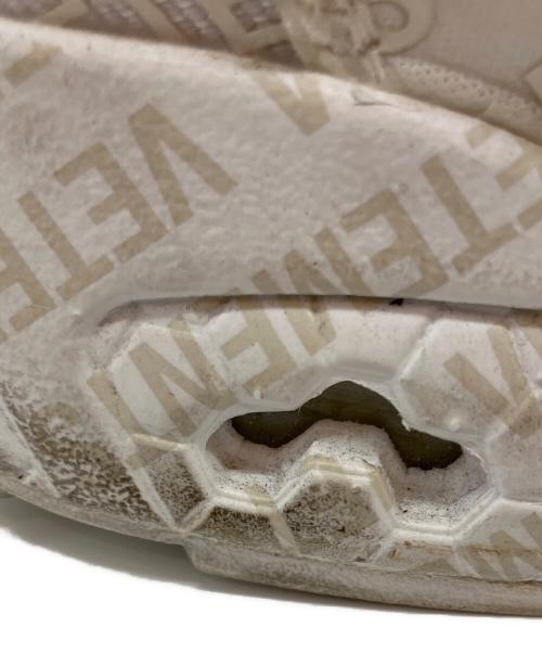 VETEMENTS（ヴェトモン）VETEMENTS (ヴェトモン) REEBOK (リーボック) INSTA PUMP FURY VET EMOJI インスタポンプフューリー エモジ CN3764 ホワイト サイズ:26.5cmの古着・服飾アイテム