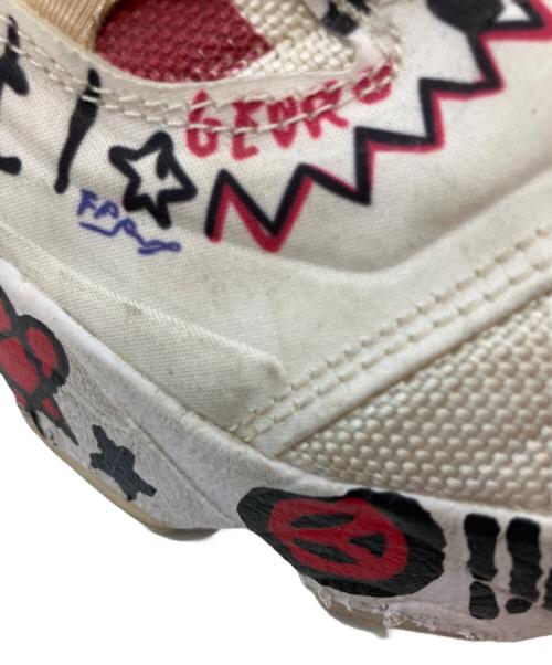 VETEMENTS（ヴェトモン）VETEMENTS (ヴェトモン) REEBOK (リーボック) ポンプフューリー 落書き スニーカー ホワイト サイズ:28の古着・服飾アイテム