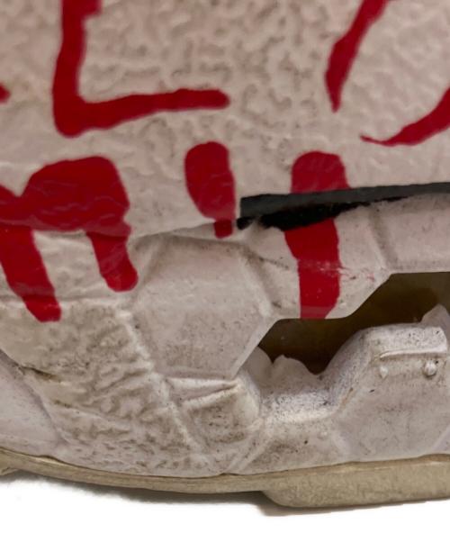 VETEMENTS（ヴェトモン）VETEMENTS (ヴェトモン) REEBOK (リーボック) ポンプフューリー 落書き スニーカー ホワイト サイズ:28の古着・服飾アイテム