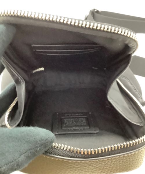 COACH（コーチ）COACH (コーチ) スタントンクロスボディーバッグ カーキの古着・服飾アイテム