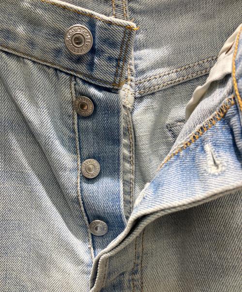 LEVI'S（リーバイス）LEVI'S (リーバイス) 00501 0176 ボタン裏252 ダメージ加工デニムパンツ インディゴ サイズ:W32の古着・服飾アイテム