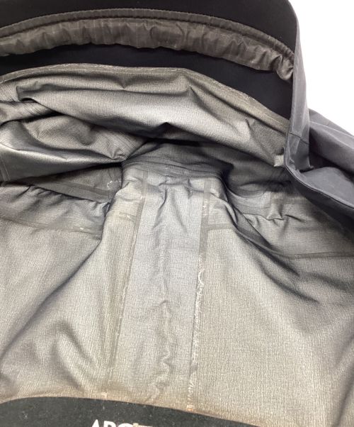 ARC'TERYX（アークテリクス）ARC'TERYX (アークテリクス) Alpha SV Jacket ブラック サイズ:不明の古着・服飾アイテム