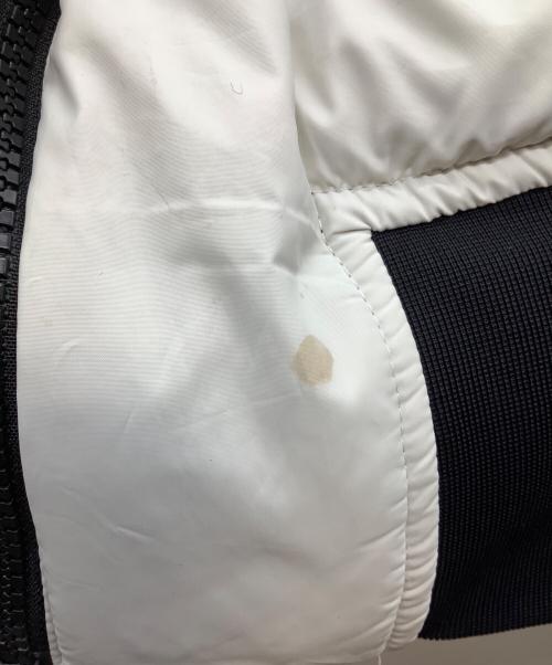 NIKE（ナイキ）NIKE (ナイキ) AF1リバーシブルウーブンジャケット ブラック×ホワイト サイズ:Ｍの古着・服飾アイテム