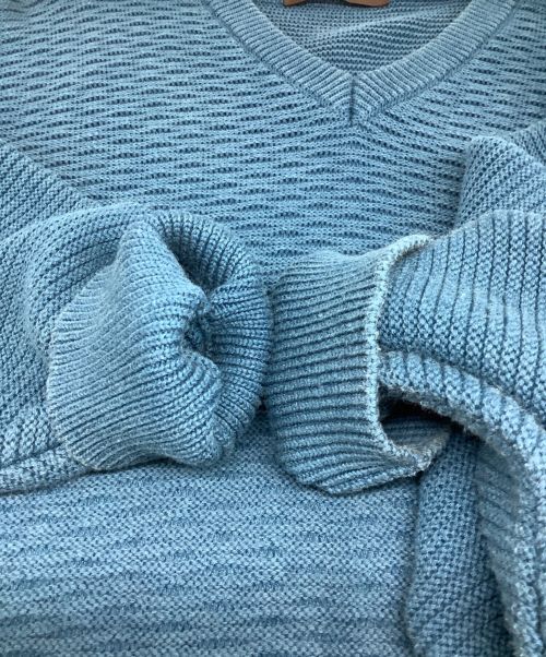 LOUIS VUITTON（ルイ ヴィトン）LOUIS VUITTON (ルイ ヴィトン) セーター ブルー サイズ:Ｍの古着・服飾アイテム