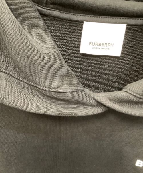 BURBERRY（バーバリー）BURBERRY (バーバリー) プルオーバーパーカー リカルドティッシ期 ブラック サイズ:Ｍの古着・服飾アイテム