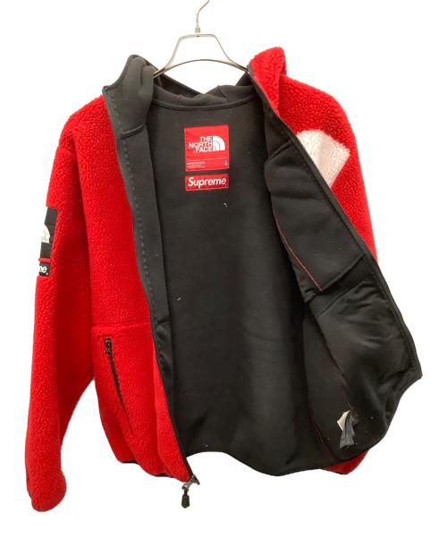 THE NORTH FACE（ザ ノース フェイス）THE NORTH FACE (ザ ノース フェイス) SUPREME (シュプリーム) ロゴフリースジャケット レッド×ホワイト サイズ:Ｌの古着・服飾アイテム