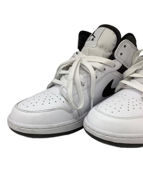 NIKE（ナイキ）NIKE (ナイキ) AIR JORDAN 1 MID ホワイト×ブラック サイズ:23.5ｃｍの古着・服飾アイテム