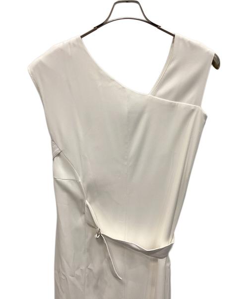 UN3D.（アンスリード）UN3D. (アンスリード) ワンピース ホワイト サイズ:38の古着・服飾アイテム