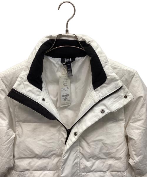 adidas（アディダス）adidas (アディダス) ダウンジャケット ホワイト サイズ:Ｍ 未使用品の古着・服飾アイテム