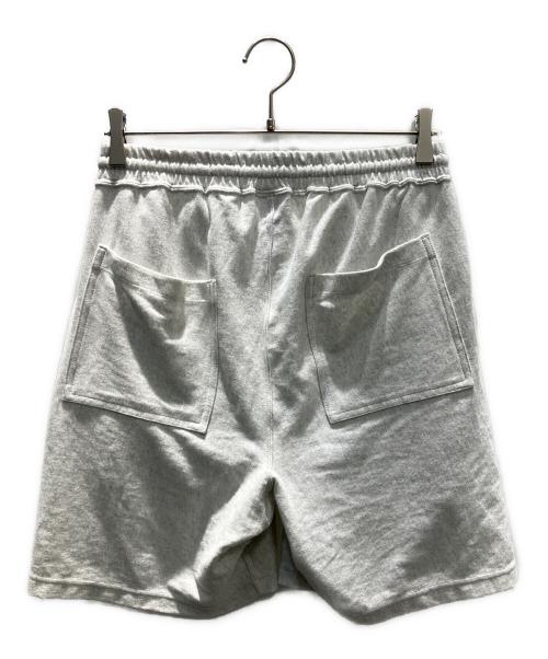Champion（チャンピオン）Champion (チャンピオン) X-LARGE (エクストララージ) リバースウィーブショートパンツ アイボリー サイズ:Mの古着・服飾アイテム