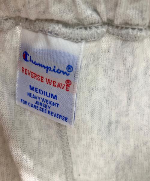 Champion（チャンピオン）Champion (チャンピオン) X-LARGE (エクストララージ) リバースウィーブショートパンツ アイボリー サイズ:Mの古着・服飾アイテム