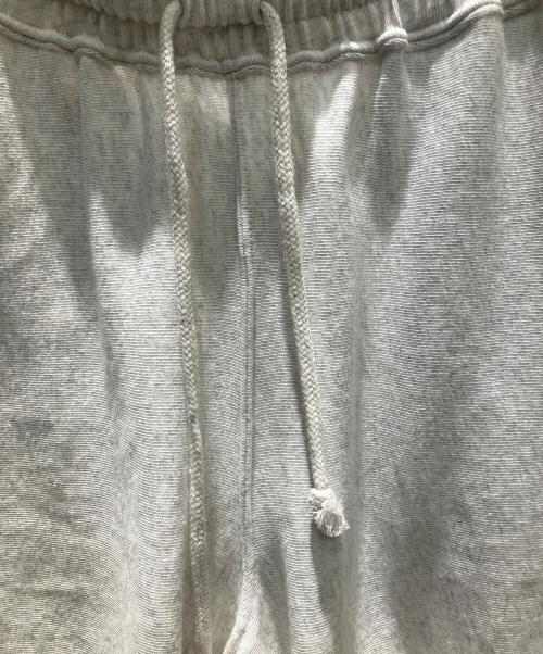Champion（チャンピオン）Champion (チャンピオン) X-LARGE (エクストララージ) リバースウィーブショートパンツ アイボリー サイズ:Mの古着・服飾アイテム