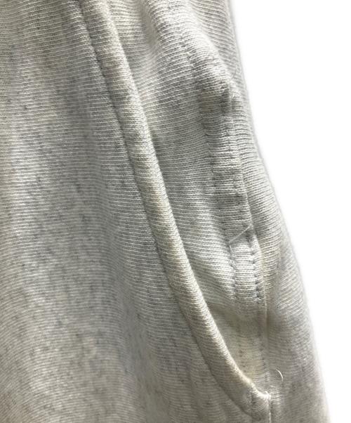 Champion（チャンピオン）Champion (チャンピオン) X-LARGE (エクストララージ) リバースウィーブショートパンツ アイボリー サイズ:Mの古着・服飾アイテム