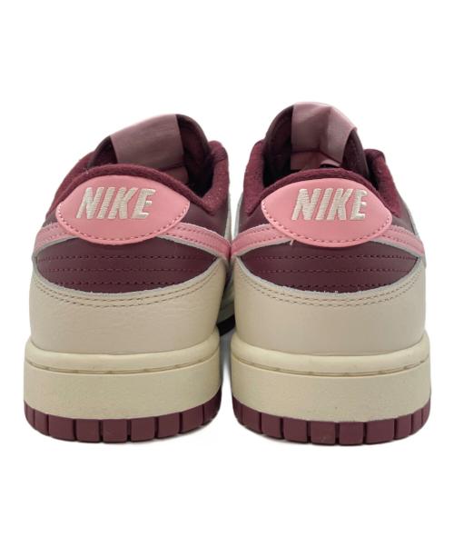 NIKE（ナイキ）NIKE (ナイキ) スニーカー ワインレッド×ベージュ サイズ:27.5cmの古着・服飾アイテム