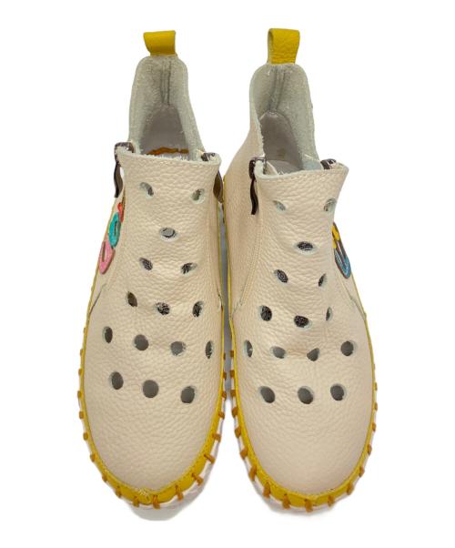 estacion（エスタシオ）estacion (エスタシオ) パンチングブーツ ベージュ サイズ:23cmの古着・服飾アイテム