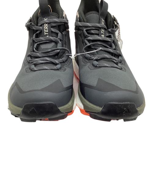 adidas（アディダス）adidas (アディダス) FREE HIKER 2.0 GORE-TEX ブラック×カーキ サイズ:24ｃｍ 未使用品の古着・服飾アイテム