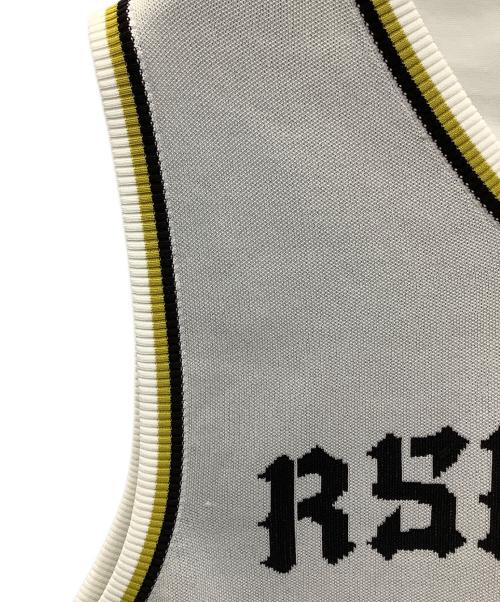 RUSSELL LIND GOLF（ラッセルノ）RUSSELL LIND GOLF (ラッセルノ) ベスト グレー サイズ:6 未使用品の古着・服飾アイテム