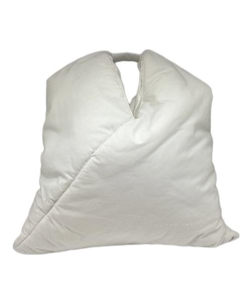 MM6 Maison Margiela（エムエムシックスメゾンマルジェラ）MM6 Maison Margiela (エムエムシックスメゾンマルジェラ) トライアングルバッグ ホワイトの古着・服飾アイテム