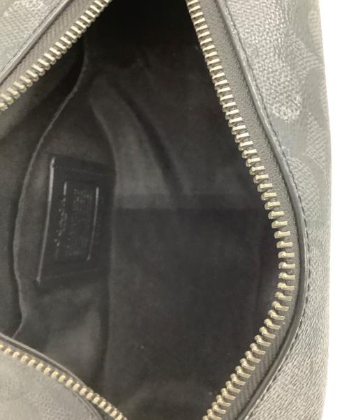 COACH（コーチ）COACH (コーチ) アクセルクロスボディバッグ グレー×ブラックの古着・服飾アイテム