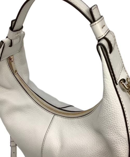 FURLA（フルラ）FURLA (フルラ) ショルダーバッグ ホワイトの古着・服飾アイテム
