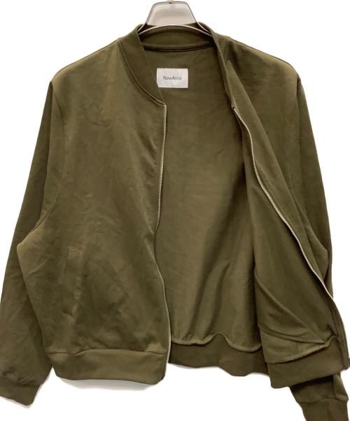 NewAnce（ニュアンス）NewAnce (ニュアンス) スウェット オリーブ サイズ:Ｍの古着・服飾アイテム