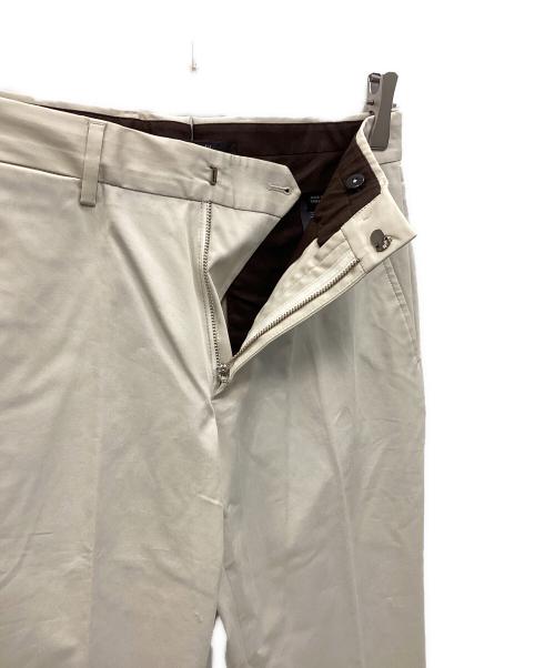 ERMENEGILDO ZEGNA（エルメネジルド・ゼニア）ERMENEGILDO ZEGNA (エルメネジルド・ゼニア) トラウザーパンツ ベージュ サイズ:44 未使用品の古着・服飾アイテム