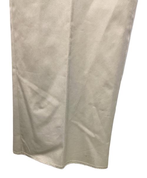 ERMENEGILDO ZEGNA（エルメネジルド・ゼニア）ERMENEGILDO ZEGNA (エルメネジルド・ゼニア) トラウザーパンツ ベージュ サイズ:56 未使用品の古着・服飾アイテム