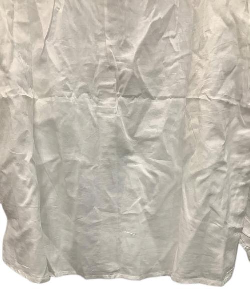 YARRA（ヤラ）YARRA (ヤラ) バンドカラーシャツ ホワイト サイズ:Ｆｒｅｅ 未使用品の古着・服飾アイテム