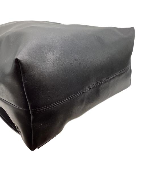 RIM.ARK（リムアーク）RIM.ARK (リムアーク) Minimal Shoulder BIG BAG ブラックの古着・服飾アイテム