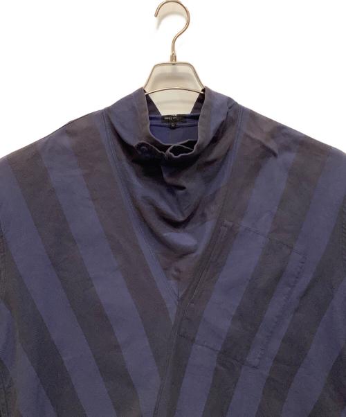 ISSEY MIYAKE（イッセイミヤケ）ISSEY MIYAKE (イッセイミヤケ) 長袖カットソー ブルー サイズ:Ｌの古着・服飾アイテム