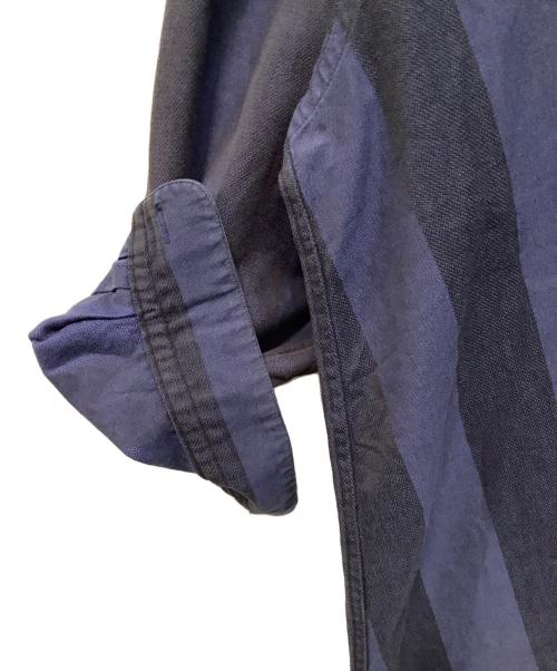 ISSEY MIYAKE（イッセイミヤケ）ISSEY MIYAKE (イッセイミヤケ) 長袖カットソー ブルー サイズ:Ｌの古着・服飾アイテム