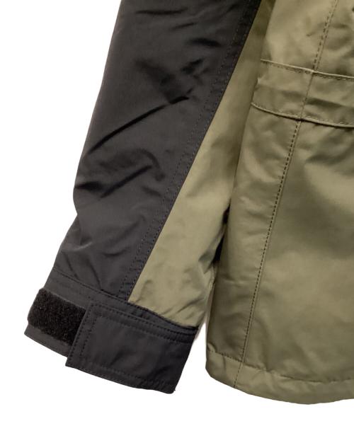 THE NORTH FACE（ザ ノース フェイス）THE NORTH FACE (ザ ノース フェイス) マウンテンライトジャケット ブラック×オリーブ サイズ:Ｍ 未使用品の古着・服飾アイテム