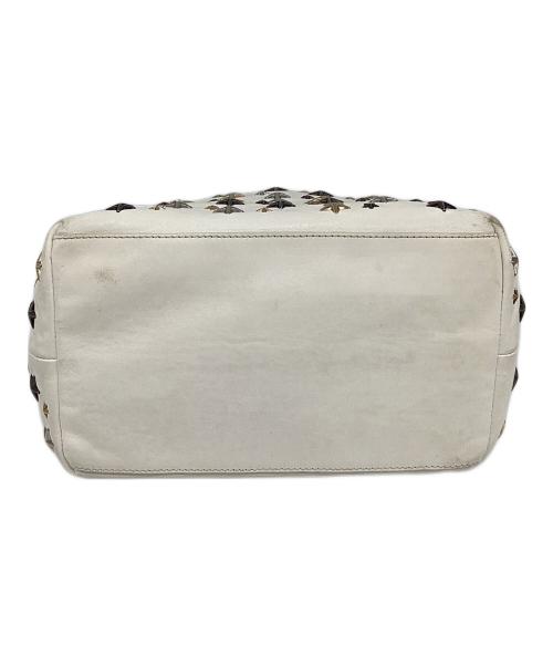 JIMMY CHOO（ジミーチュウ）JIMMY CHOO (ジミーチュウ) 星型スタッズトートバッグ ホワイトの古着・服飾アイテム