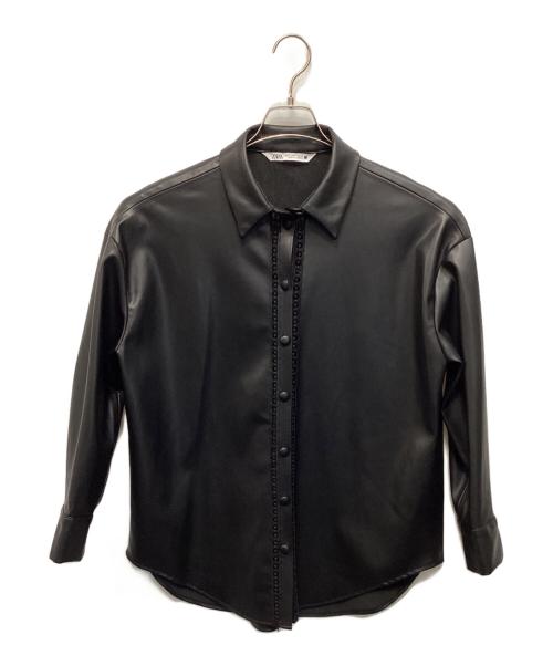 ZARA（ザラ）ZARA (ザラ) フェイクレザーシャツ ブラック サイズ:Ｓ（US）の古着・服飾アイテム