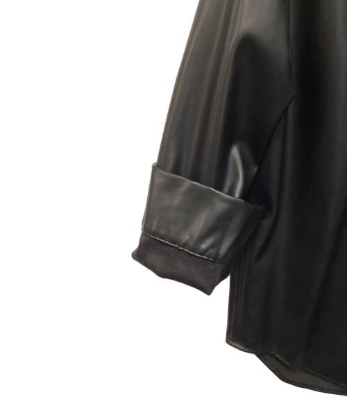 ZARA（ザラ）ZARA (ザラ) フェイクレザーシャツ ブラック サイズ:Ｓ（US）の古着・服飾アイテム