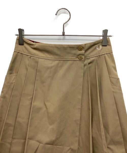 FRED PERRY（フレッドペリー）FRED PERRY (フレッドペリー) スカート ブラウン サイズ:8　（w58～64）の古着・服飾アイテム