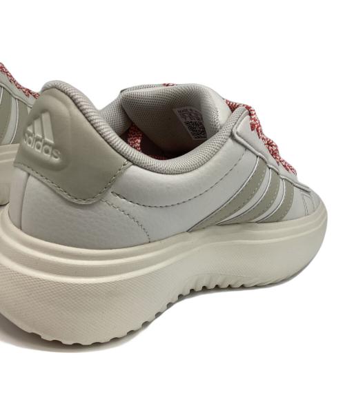 adidas（アディダス）adidas (アディダス) GrandCourt Platform アイボリー サイズ:23.5cmの古着・服飾アイテム