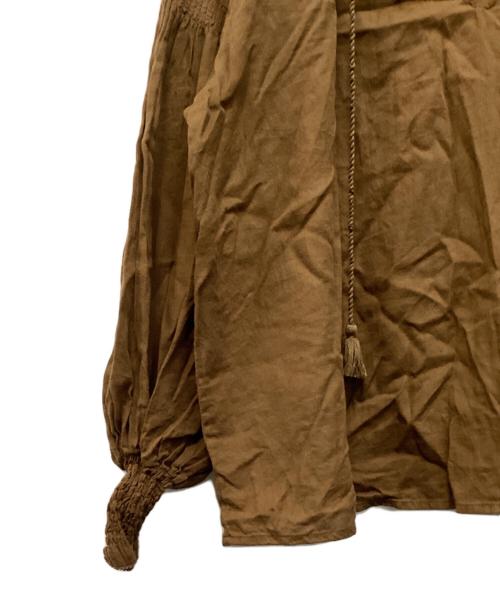 ne quittez pas（ヌキテパ）ne quittez pas (ヌキテパ) ブラウス ブラウン サイズ:FREEの古着・服飾アイテム