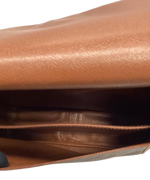 LOUIS VUITTON（ルイ ヴィトン）LOUIS VUITTON (ルイ ヴィトン) ショルダーバッグ ブラウンの古着・服飾アイテム