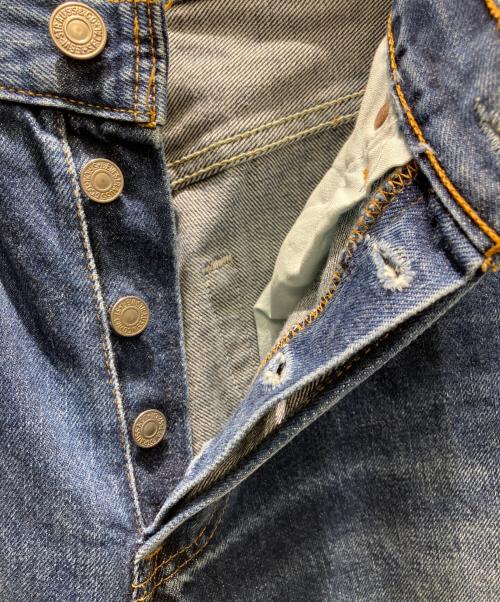 LEVI'S（リーバイス）LEVI'S (リーバイス) 501 USA製 553刻印 古着 セルビッチデニムパンツ インディゴ サイズ:W28の古着・服飾アイテム