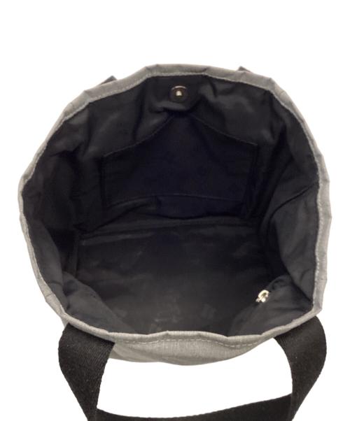 MARY QUANT（マリークヮント）MARY QUANT (マリークヮント) ハンドバッグ グレーの古着・服飾アイテム