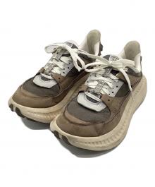 UGG（アグ）の古着「スニーカー」｜ブラウン×グレー