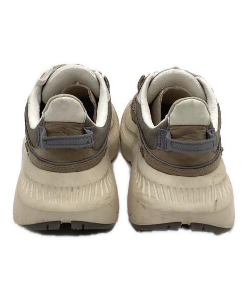 UGG（アグ）UGG (アグ) スニーカー ブラウン×グレー サイズ:23cmの古着・服飾アイテム