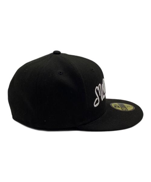 New Era（ニューエラ）New Era (ニューエラ) SUPREME (シュプリーム) スクリプトロゴキャップ ブラック サイズ:58.7cmの古着・服飾アイテム