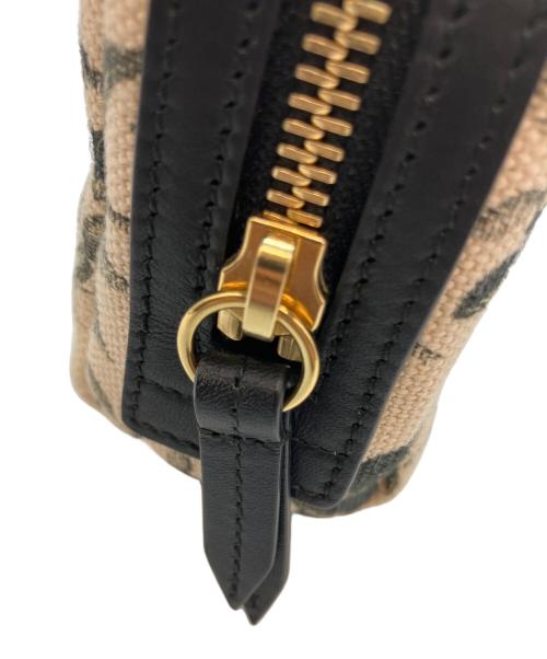 GUCCI（グッチ）GUCCI (グッチ) ポーチの古着・服飾アイテム