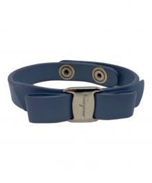 Salvatore Ferragamo（サルヴァトーレ フェラガモ）の古着「ブレスレット」｜スカイブルー