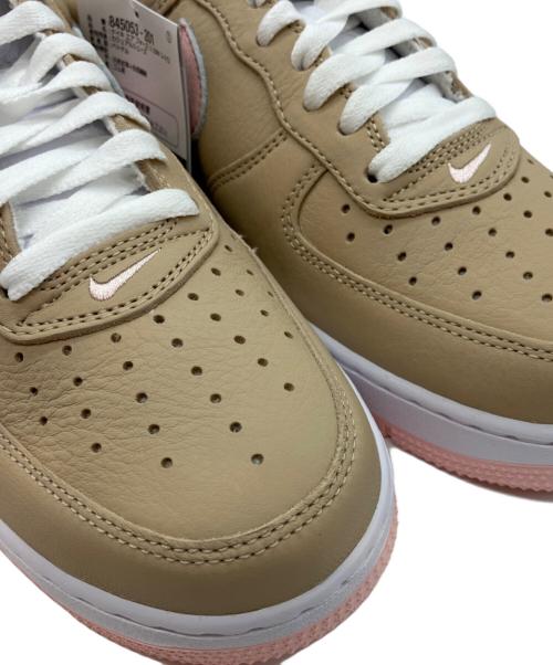 NIKE（ナイキ）NIKE (ナイキ) ローカットスニーカー ベージュ×ピンク サイズ:26.5cm 未使用品の古着・服飾アイテム