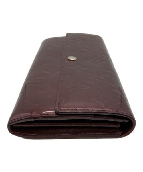 LOUIS VUITTON（ルイ ヴィトン）LOUIS VUITTON (ルイ ヴィトン) ヴェルニ ポルトフォイユ・サラ 長財布 M93577 ヴィオレットの古着・服飾アイテム