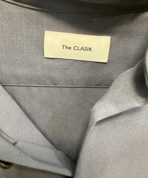 The CLASIK（ザ クラシック）The CLASIK (ザ クラシック) バンドカラーシャツ 袖裏シルク 長袖シャツ 23SS-CKSH-019 グレー サイズ:46の古着・服飾アイテム