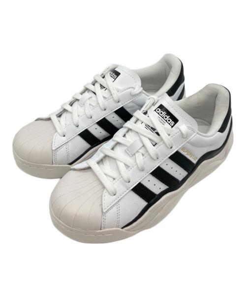 adidas（アディダス）adidas (アディダス) ローカットスニーカー ホワイト×ブラック サイズ:23.5の古着・服飾アイテム